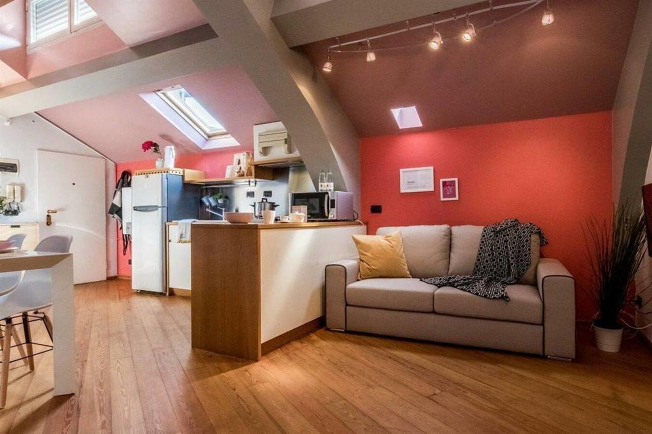 Altido Warm Apt For 4 In Porta Venezia Central Милан Экстерьер фото