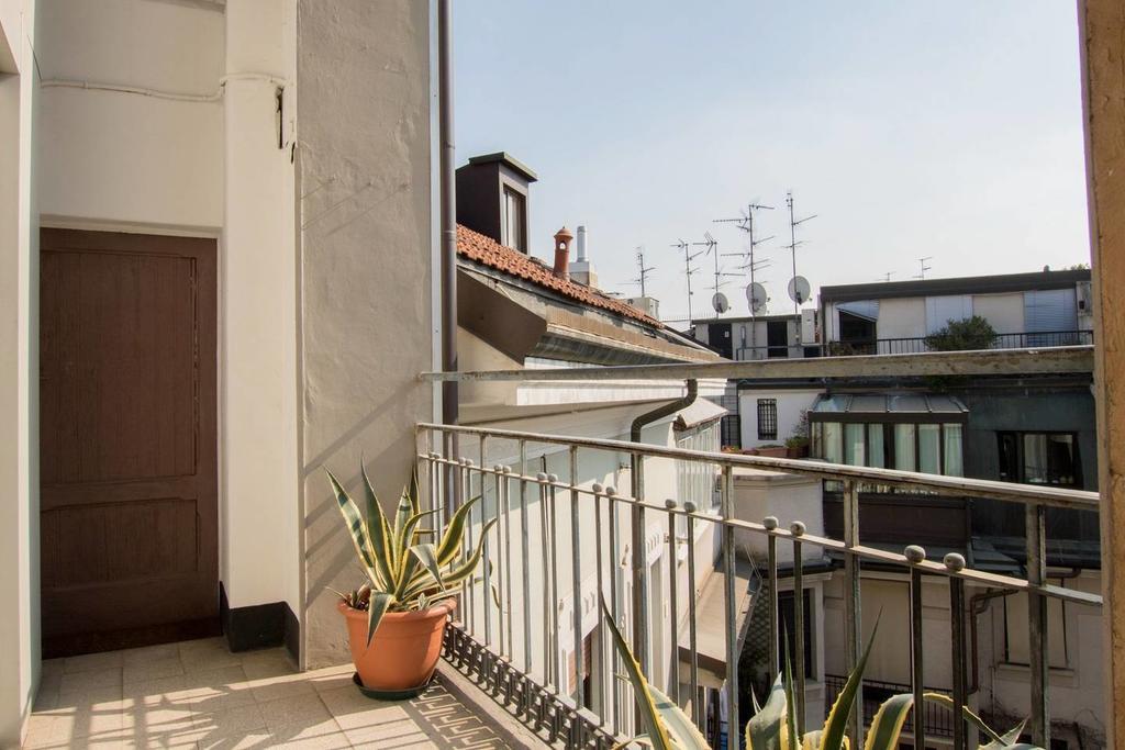 Altido Warm Apt For 4 In Porta Venezia Central Милан Экстерьер фото
